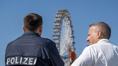 Hohe Polizeipräsenz gehört zum Sicherheitskonzept.