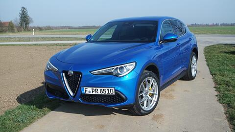 Der Alfa Romeo Stelvio wurde fürs Modelljahr 2019 mit neuen Ausstattungspaketen frisch gemacht.