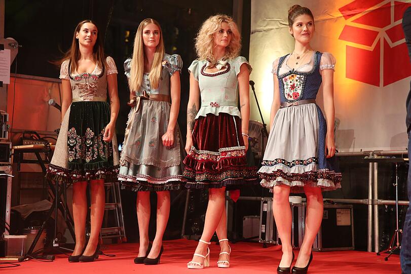So schön kann nachtschwärmen sein: Die Schöne Münchnerin bei der Shoppingnacht 2018 auf dem Marienplatz. Die Bilder.