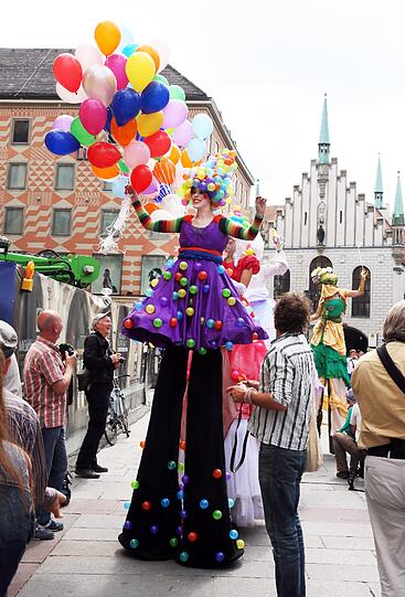 München feierte am Samstag seinen 856. Geburtstag. Auch am Sonntag gehen die Feierlichkeiten in der Innenstadt weiter. Die Bilder vom Stadtgründungsfest!