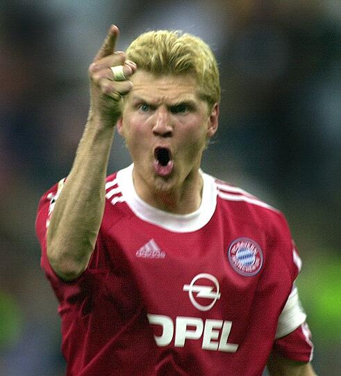 Als Kapitän führte Stefan Effenberg den FC Bayern zum Triumph. Im Finale erzielte er per Elfmeter den eminent wichtigen Ausgleich. Auch im Elfmeterschießen zeigte sich der "Tiger" treffsicher.