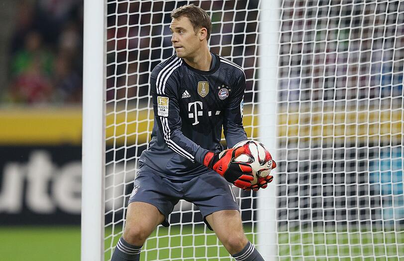 MANUEL NEUER - NOTE 1 - Des Keepers Hauptaufgabe auch in Gladbach: den Libero geben. Sonntagsausflüge! Aber auch stark gegen Kruse (34.) und Hahn (51.). Und nach verzinktem Freistoß mit Weltklasse-Parade. Nun in der Liga seit 658 Minuten ohne Gegentor.