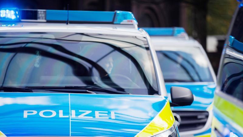 Streifenwagen der Polizei im Einsatz. Foto: Rolf Vennenbernd/dpa/Archivbild Streifenwagen der Polizei im Einsatz. Foto: Rolf Vennenbernd/dpa/Archivbild