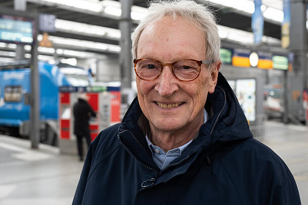 Auch der Gründer der Firma "Phoenix Reisen" war am Freitag vom Bahnstreik betroffen. Auch der Gründer der Firma "Phoenix Reisen" war am Freitag vom Bahnstreik betroffen.