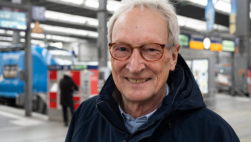 Auch der Gründer der Firma "Phoenix Reisen" war am Freitag vom Bahnstreik betroffen. Auch der Gründer der Firma "Phoenix Reisen" war am Freitag vom Bahnstreik betroffen.