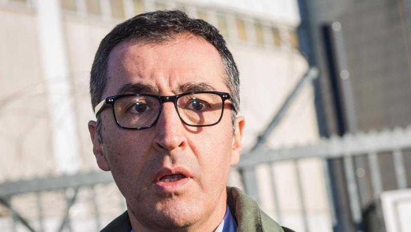 Der frühere Grünen-Parteichef Cem Özdemir ist erneut Ziel eines Angriffs geworden. Der frühere Grünen-Parteichef Cem Özdemir ist erneut Ziel eines Angriffs geworden.