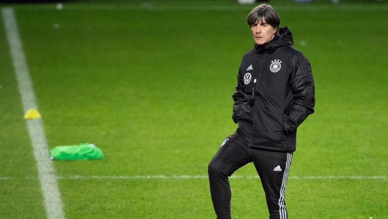 Bundestrainer Joachim Löw gibt heute den Kader für die letzten beiden EM-Quali-Spiele bekannt. Bundestrainer Joachim Löw gibt heute den Kader für die letzten beiden EM-Quali-Spiele bekannt.
