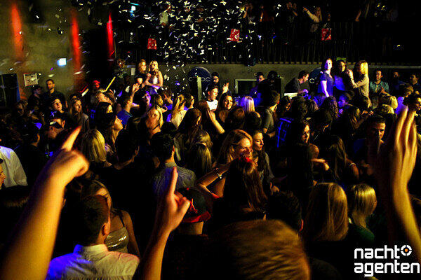 Die besten Party-Bilder vom Sonntag. Hier im Jack Rabbit.