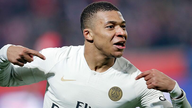 Kylian Mbappe von Paris jubelt über ein Tor.  Gegen den FC Bayern an diesem Mittwoch wird der Franzose wieder im Fokus stehen.