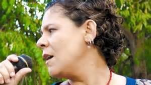Sängerin Karla Lara setzt sich für die Rechte von Kleinbauern ein. Sängerin Karla Lara setzt sich für die Rechte von Kleinbauern ein.