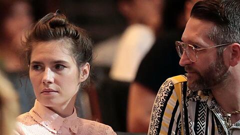Amanda Knox und ihr Freund Christopher Robinson bei einer Konferenz der Organisation "Innocence Project" (Prjekt Unschuld) im italienischen Modena.