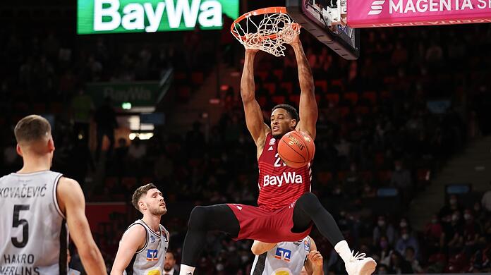 Steuert acht Punkte zum deutlichen Sieg der Basketballer des FC Bayern gegen Crailsheim bei: Augustine Rubit.