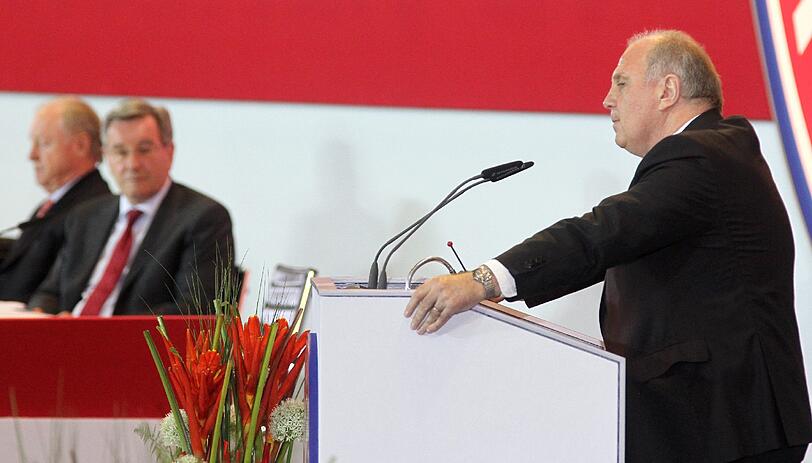 Uli Hoeneß am Freitagabend im Audi Dome.