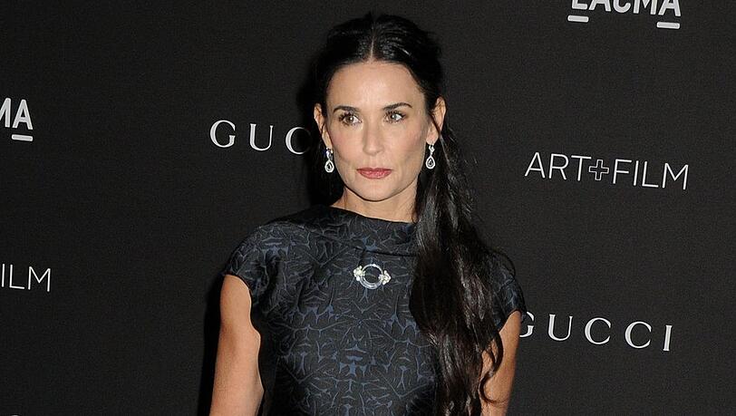 Demi Moore hat mit Bruce Willis drei T&ouml;chter. Mit seiner zweiten Ehefrau Emma bekam er zwei weitere T&ouml;chter.