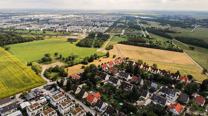 Mit einem Antrag fachen die Grünen die Debatte um Grünflächen in München erneut an. (Archiv)