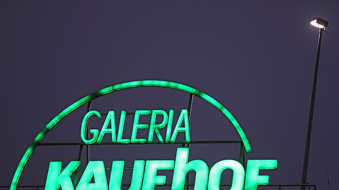 Galeria Karstadt Kaufhof befindet sich seit Jahren im Überlebenskampf, die derzeitige Energiekrise setzt der Warenhauskette erneut enorm zu.