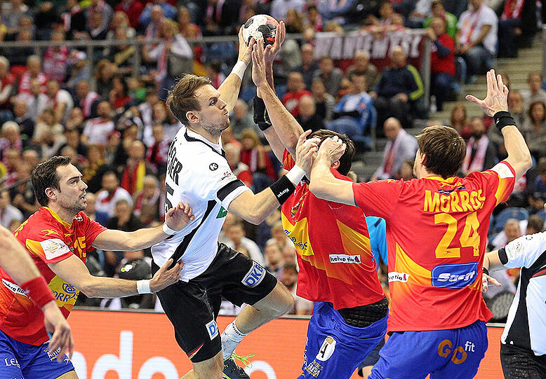 Was vorher niemand erwartet hätte, ist tatsächlich vollbracht! Die DHB-Handballer sind Europameister. Die Bilder vom Spiel und den Emotionen danach.