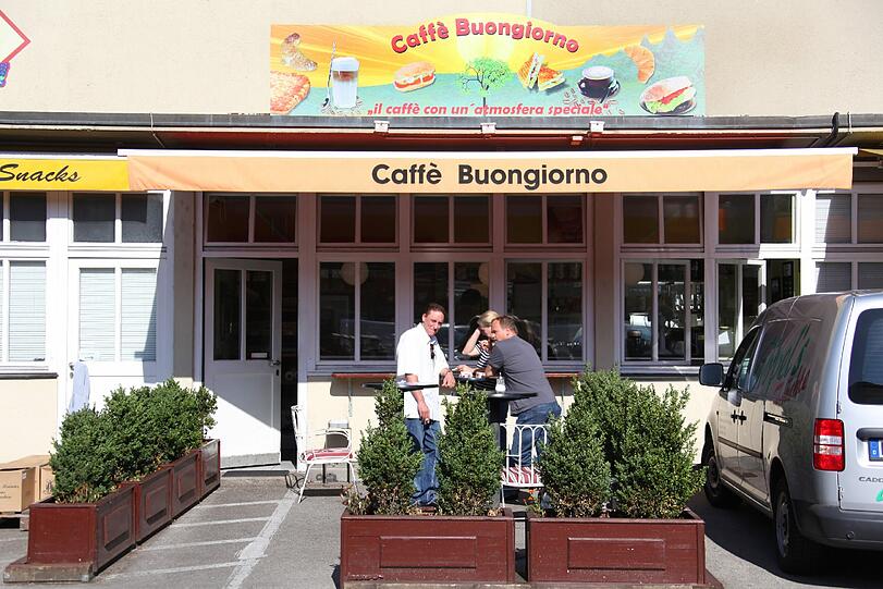 Für das südländische Flair im Viertel ist Robert Buttner mit seinem &bdquo;Boungiorno&ldquo; zuständig. Zumindest der Vorbesitzer war Italiener.