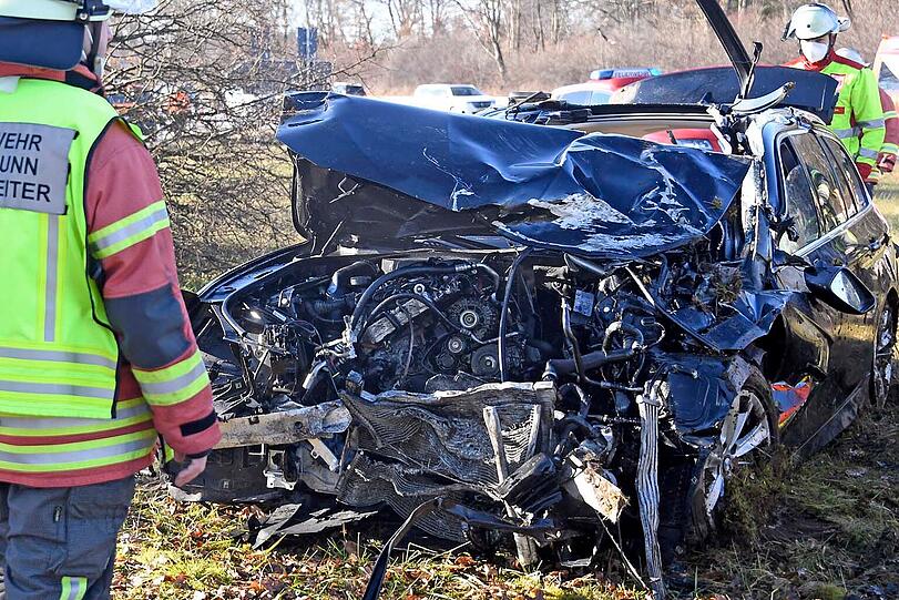 An dem Auto entstand ein Sachschaden in Höhe von etwa 34.000 Euro.
