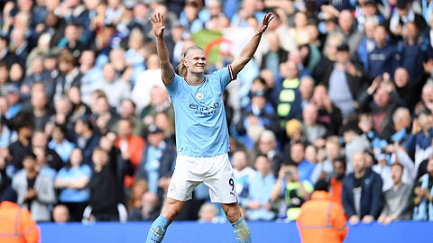 Erling Haaland hat mal wieder zweimal ins Schwarze getroffen und Manchester City mit seinen beiden Treffern zum Sieg gegen Leicester CIty (3:1) geführt.