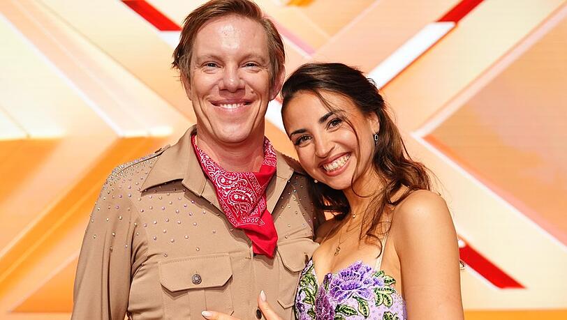 "Let's Dance"-Kandidat Simon Gosejohann k&uuml;ndigt eine &Uuml;berraschung f&uuml;r die n&auml;chste Show an - ob Ekat inzwischen eingeweiht ist?