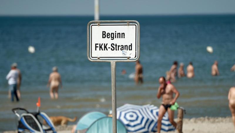 Damit der Strandtag entspannt wird, ist einiges zu beachten. Manches versteht sich von selbst. Damit der Strandtag entspannt wird, ist einiges zu beachten. Manches versteht sich von selbst.