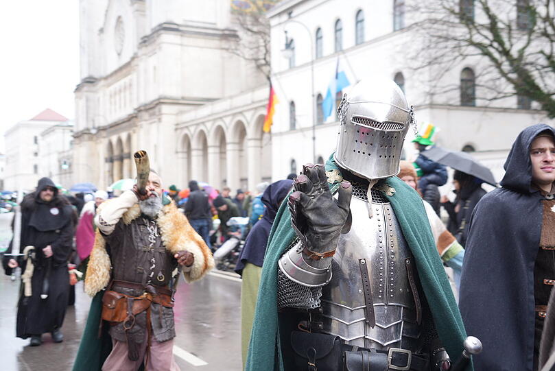 63 Gruppen und rund 1.000 Teilnehmer wurden im Vorfeld der Parade angekündigt.