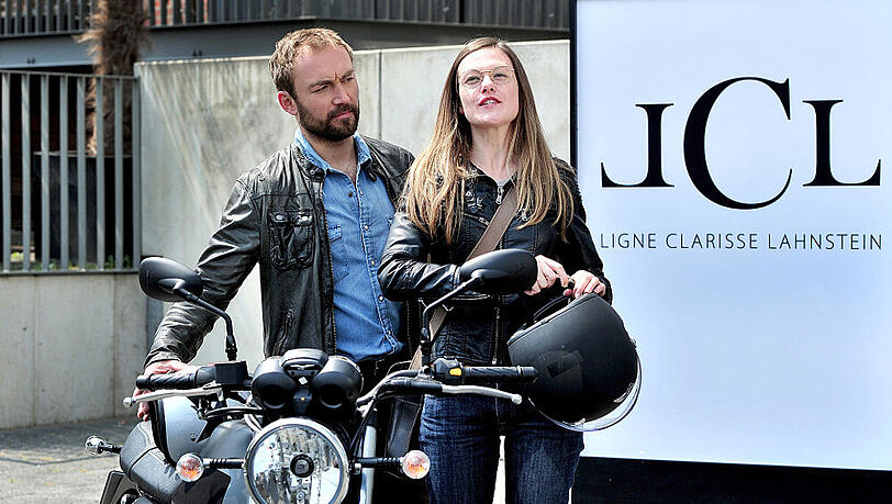 "Verbotene Liebe": Thore und Caro sind auf dem Weg in ihr gemeinsames Leben "Verbotene Liebe": Thore und Caro sind auf dem Weg in ihr gemeinsames Leben