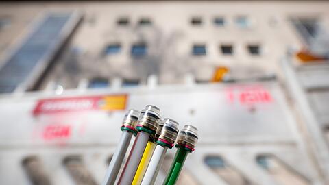 Das Angebot w&auml;chst, das Interesse ist aber nicht allzu hoch: Internet &uuml;ber Glasfaser-Kabel.