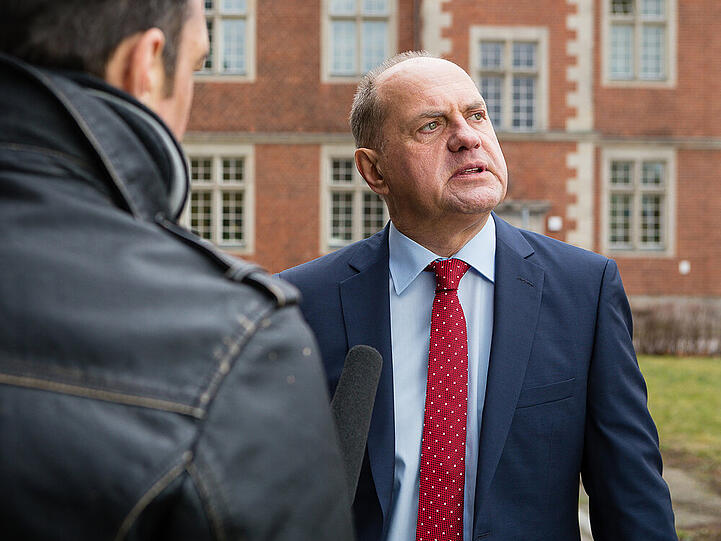 Uwe Ochsenknecht in seiner Rolle als Udo Honig