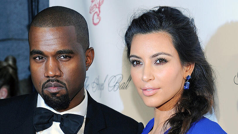 Kanye West und Kim Kardashian sind mehr als verliebt Kanye West und Kim Kardashian sind mehr als verliebt