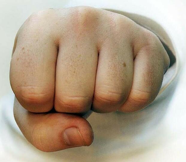 Der junge Münchner wurde von einem 20-Jährigen verprügelt - angeblich Notwehr. (Symbolbild)