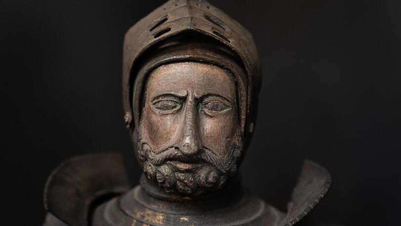 Ritter Schweppermann nahm an mehreren Schlachten an der Seite des künftigen Kaisers Ludwig des Bayern teil. Ritter Schweppermann nahm an mehreren Schlachten an der Seite des künftigen Kaisers Ludwig des Bayern teil.