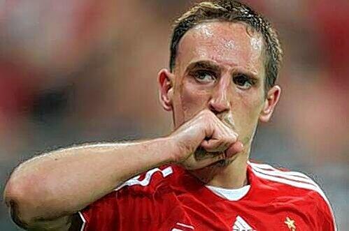 Die Diva lässt sich bitten: Franck Ribérys Zukunft ist noch nicht entschieden.