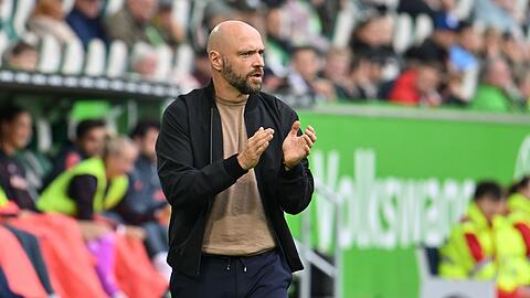 Au&szlig;enseiter mit Wolfsburg: VfL-Trainer Stephan Lerch. (Archivbild)