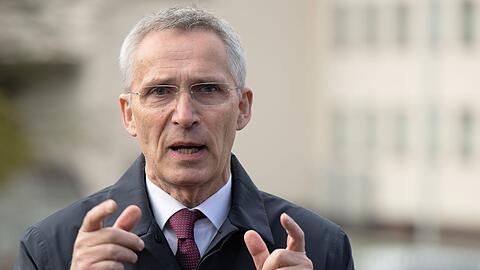 Jens Stoltenberg rechnet nicht mit einem schnellen Ende der Kämpfe in der Ukraine.
