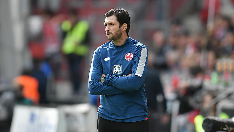 Mainz-Trainer Sandro Schwarz plagen Personalsorgen. Mainz-Trainer Sandro Schwarz plagen Personalsorgen.