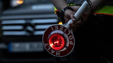 Bei der Kontrolle gingen den Beamten zahlreiche Fahrer mit nicht genehmigten Umbauten an ihren Fahrzeugen ins Netz.
