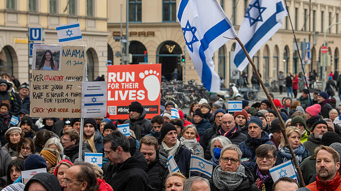 Mehrere tausend Teilnehmer werden für ein Gedenken an die Geiseln und die Opfer des Hamas-Terrorangriffs auf Israel vom 7. Oktober 2023 erwartet.