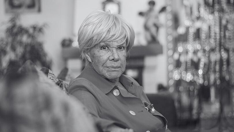 Ingrid van Bergen wurde leblos in ihrem Bett aufgefunden