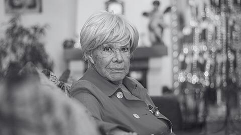 Ingrid van Bergen wurde leblos in ihrem Bett aufgefunden