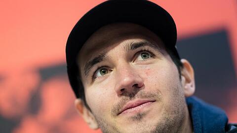 Beim Slalom-Weltcup in Saalbach-Hinterglemm will Felix Neureuther endlich in den Winter starten.