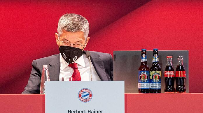 Nicht sein bester Tag: Herbert Hainer bei der Jahreshauptversammlung im Audi Dome.