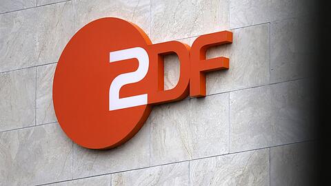 Was ist los beim ZDF? Der Sender verabschiedet sich von gleich drei bekannten TV-Gesichtern.