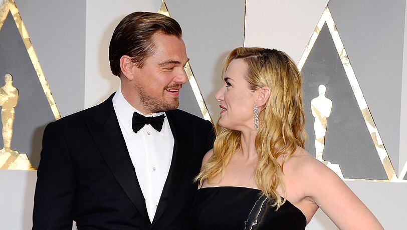 Kate Winslet hat nun einen Oscar-Preisträger mehr in ihrem Freundeskreis. Leonardo DiCaprio wurde bei den 88. Academy Awards als bester Hauptdarsteller geehrt. Kate Winslet hat nun einen Oscar-Preisträger mehr in ihrem Freundeskreis. Leonardo DiCaprio wurde bei den 88. Academy Awards als bester Hauptdarsteller geehrt.