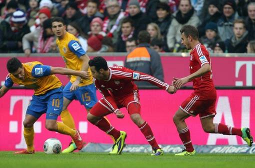 Rafinha (rechts): Note 3. Wurde im 50. Bundesliga-Spiel für die Bayern wenig gefordert, weil die Gäste auf der linken Seite nicht stattfanden.