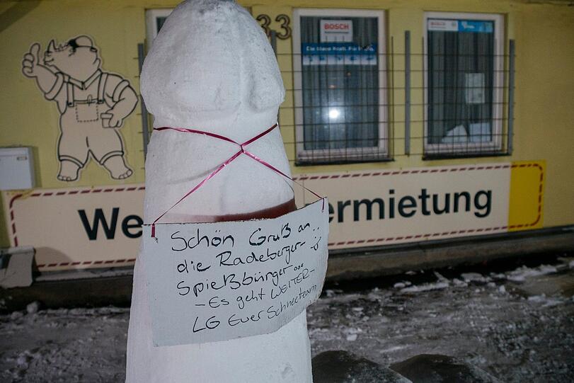 Ob männlich oder weiblich - das Repertoire an kalten Obszönitäten ist breit, die Arbeit zeigt viel Liebe zum Detail.