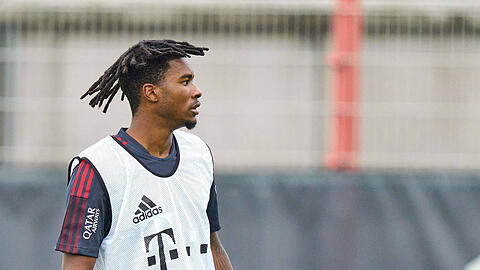 Bayerns Neuzugang Omar Richards darf sich gleich zu Beginn der Vorbereitung beweisen.