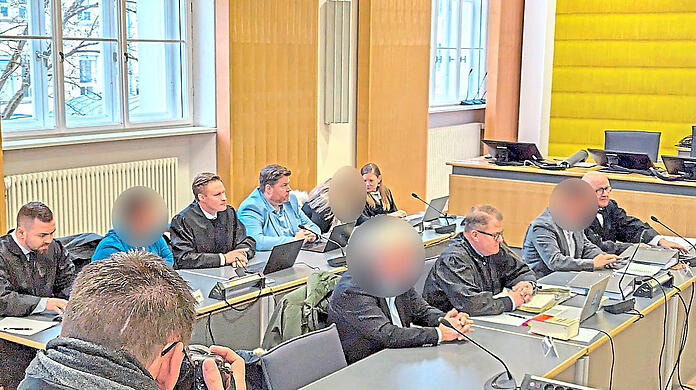 Die Verteidiger denken derzeit nicht daran, ihren Mandanten zu einem Geständnis zu raten.
