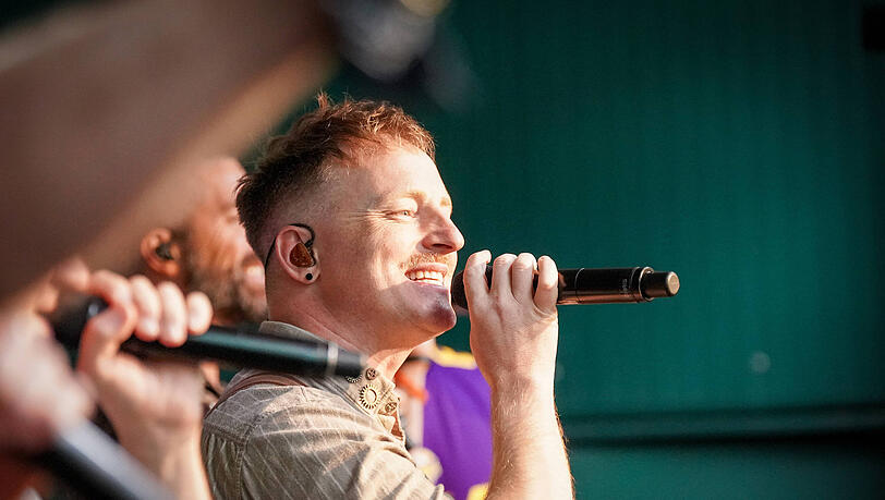 Christian Schild von der Band voXXclub verrät im Interview mit der AZ Details zu seinem Coming-out.